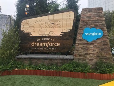 Salesforce Debuts Customer 360 Data Platform