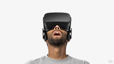 Cars and VR: New Takes on the New Connected Tech