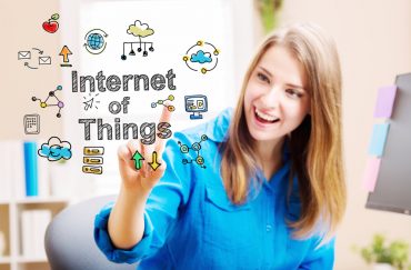 Distributed Ledger Technology to Bind the IoT