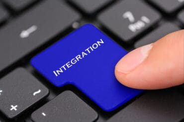Bespoke or Templated: The Impact of Integration Styles